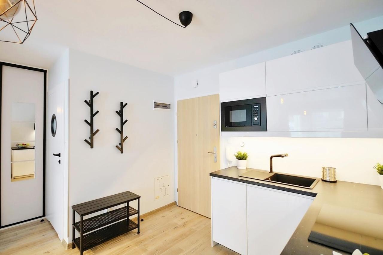 Apartament Andar Z Miejscem Parkingowym Kolobrzeg Exterior photo
