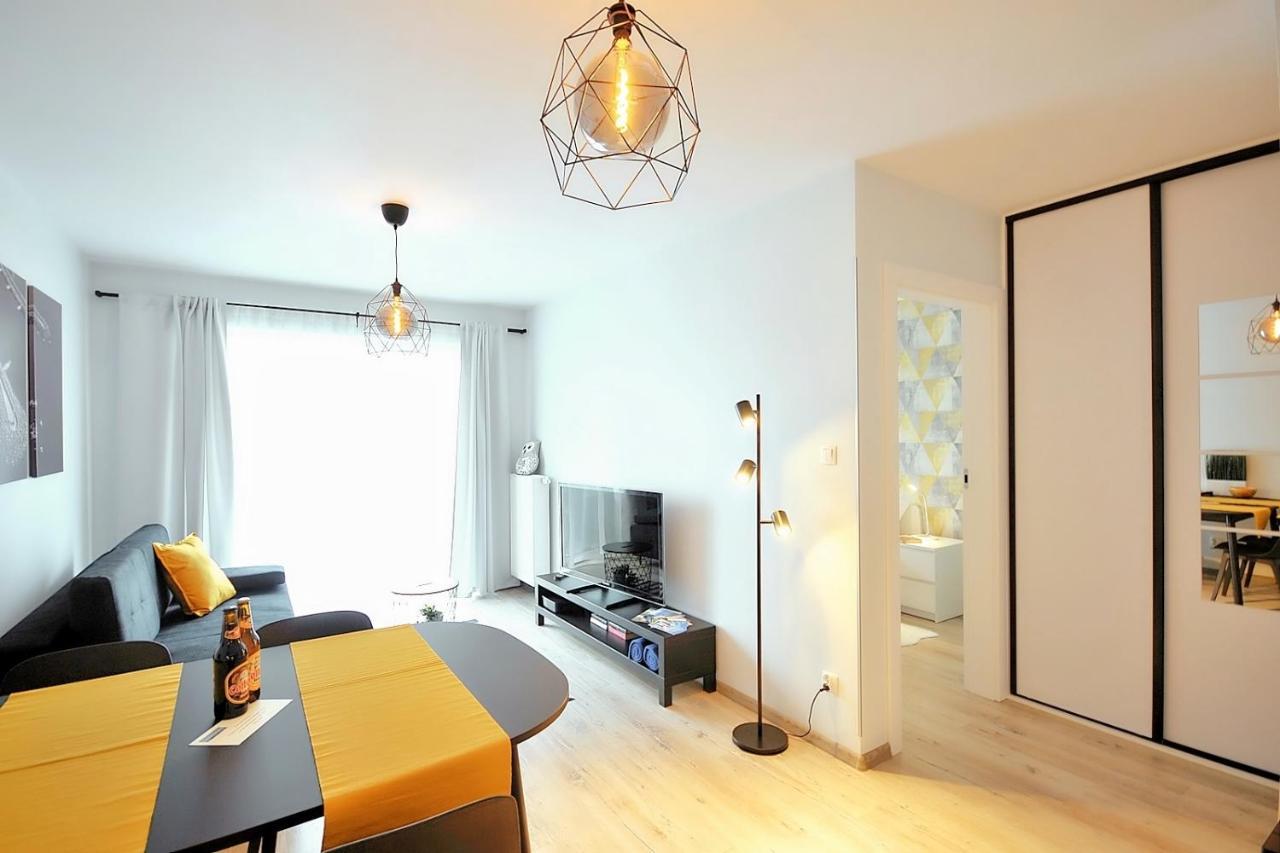 Apartament Andar Z Miejscem Parkingowym Kolobrzeg Exterior photo